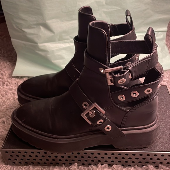 ZARA Basics collection motorcycle boots size 39 EU 8 US - Picture 2 of 5